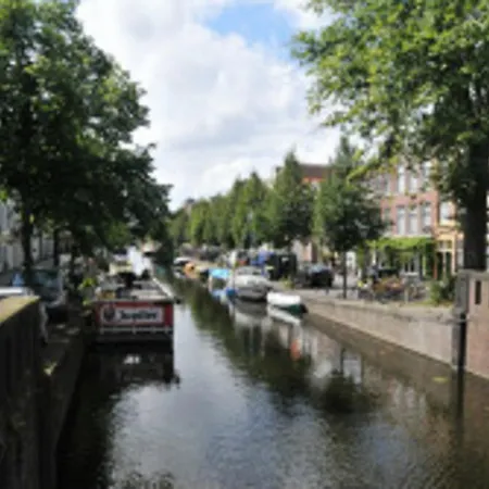 Canalhouses